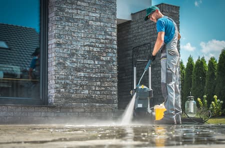 Commercial Pressure Washing